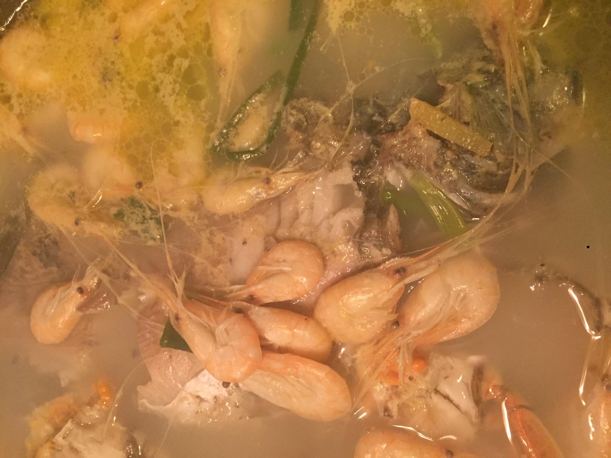 鯽魚螃蟹文蛤河蝦湯的做法 步骤7