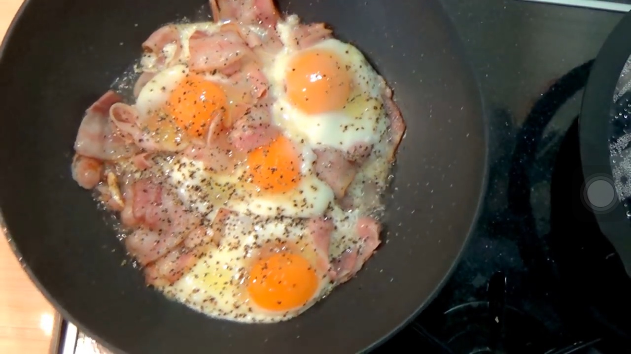 培根雞蛋拌飯超簡單版的做法 步骤5