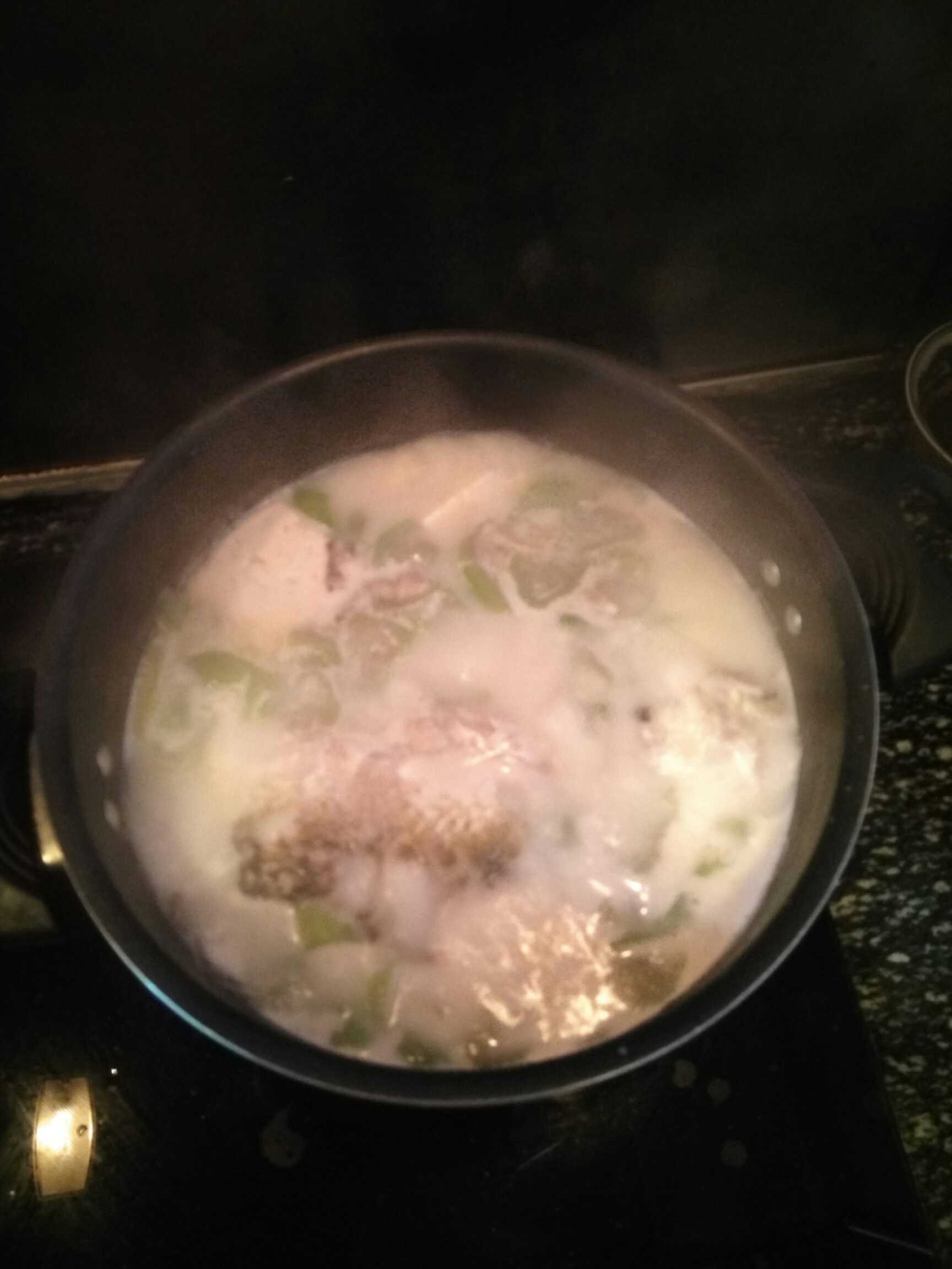 絲瓜豆腐鯽魚湯的做法 步骤7