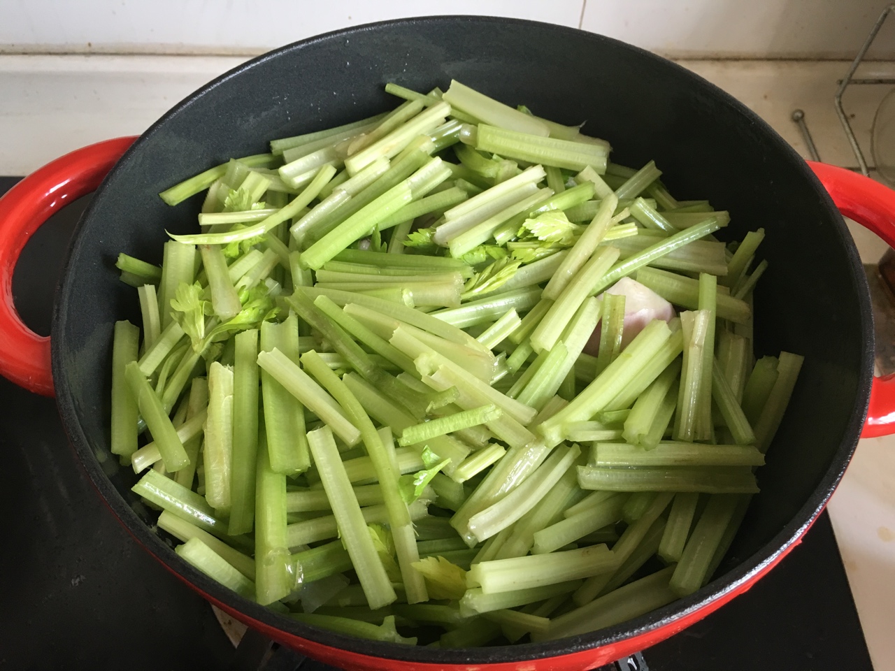 燜鍋雞翅——Staub鑄鐵鍋的做法 步骤8