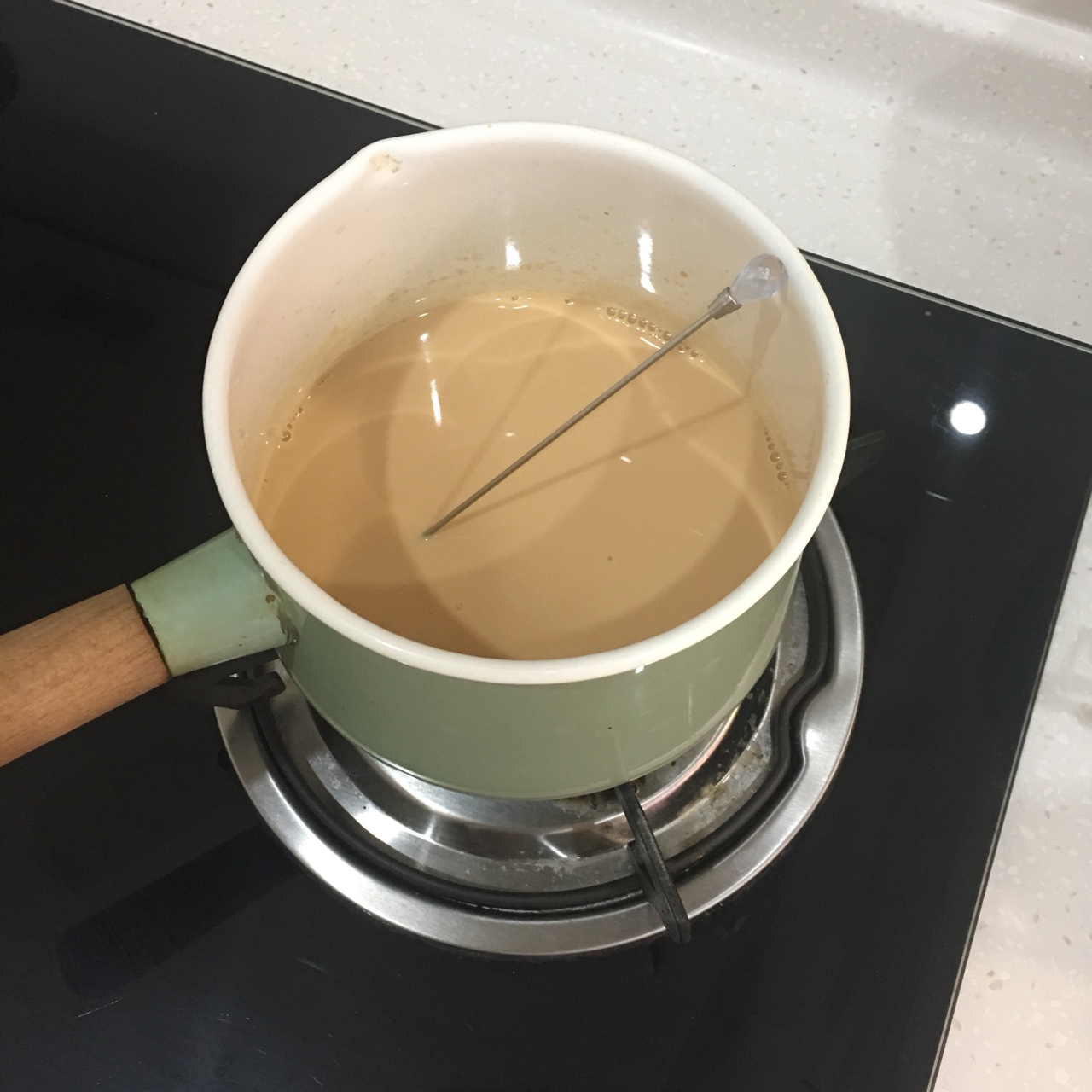 超快手鍋煮奶茶的做法 步骤5