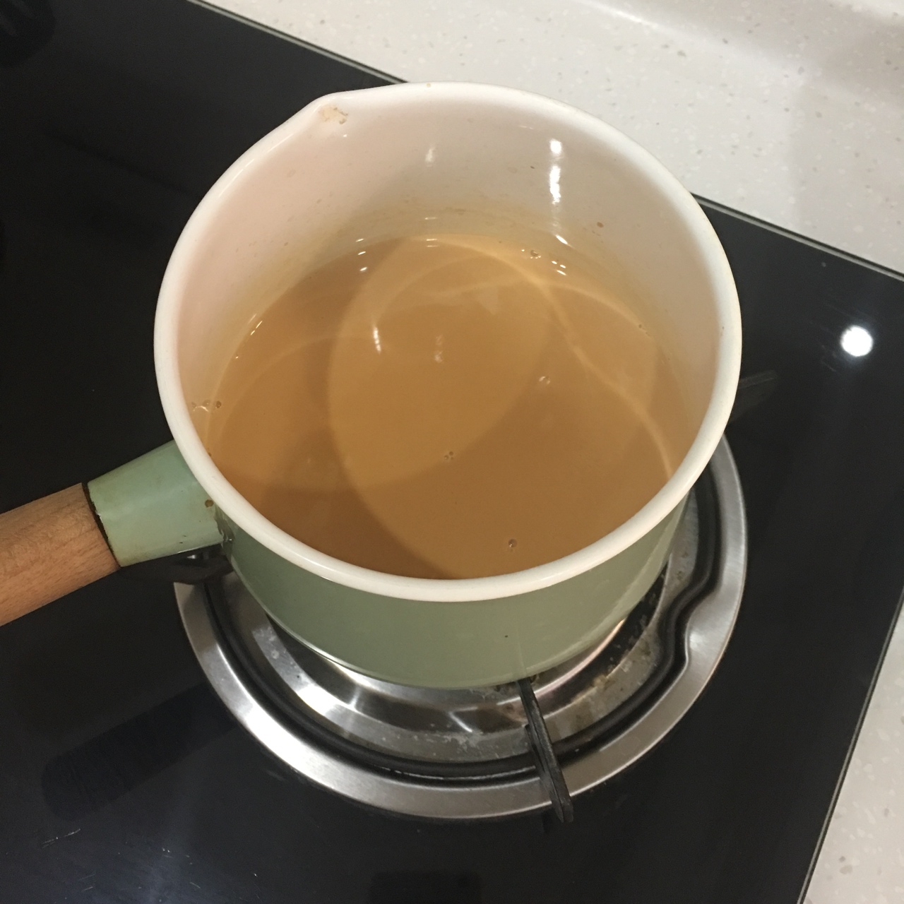 超快手鍋煮奶茶的做法 步骤6