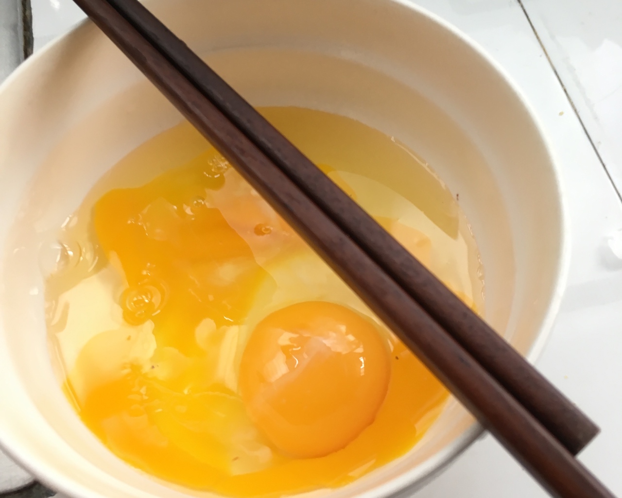 【烈焰下廚房-01】煎蛋的做法 步骤3