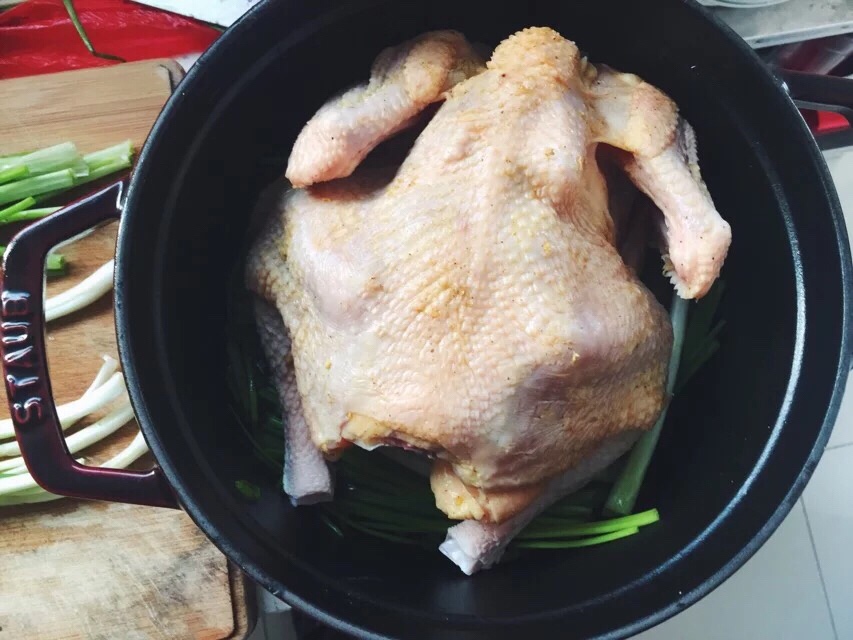 蔥油燜雞-Staub 鑄鐵鍋的做法 步骤5