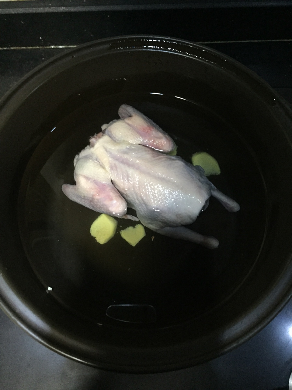 烤箱版脆皮乳鴿的做法 步骤1