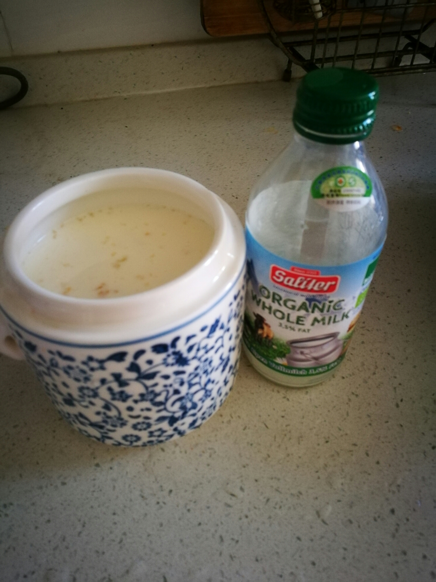 牛奶燕窩桃膠的做法 步骤3
