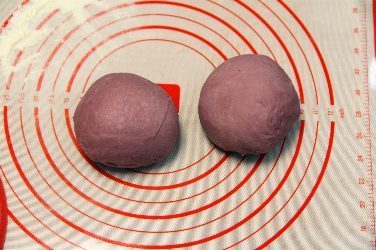 紫薯麻薯歐包的做法 步骤3