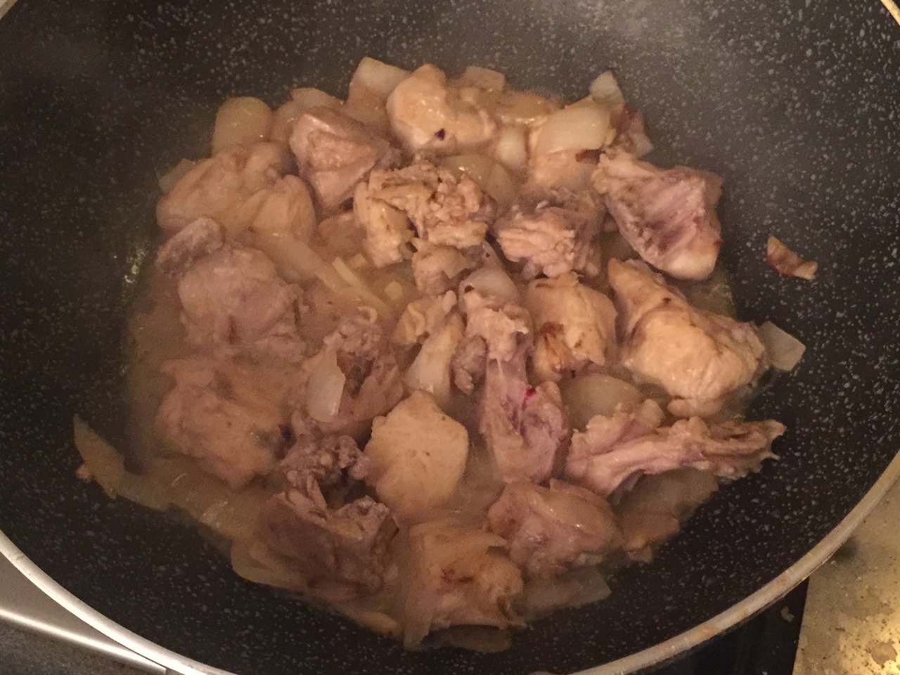 奶油咖喱炖雞的做法 步骤4