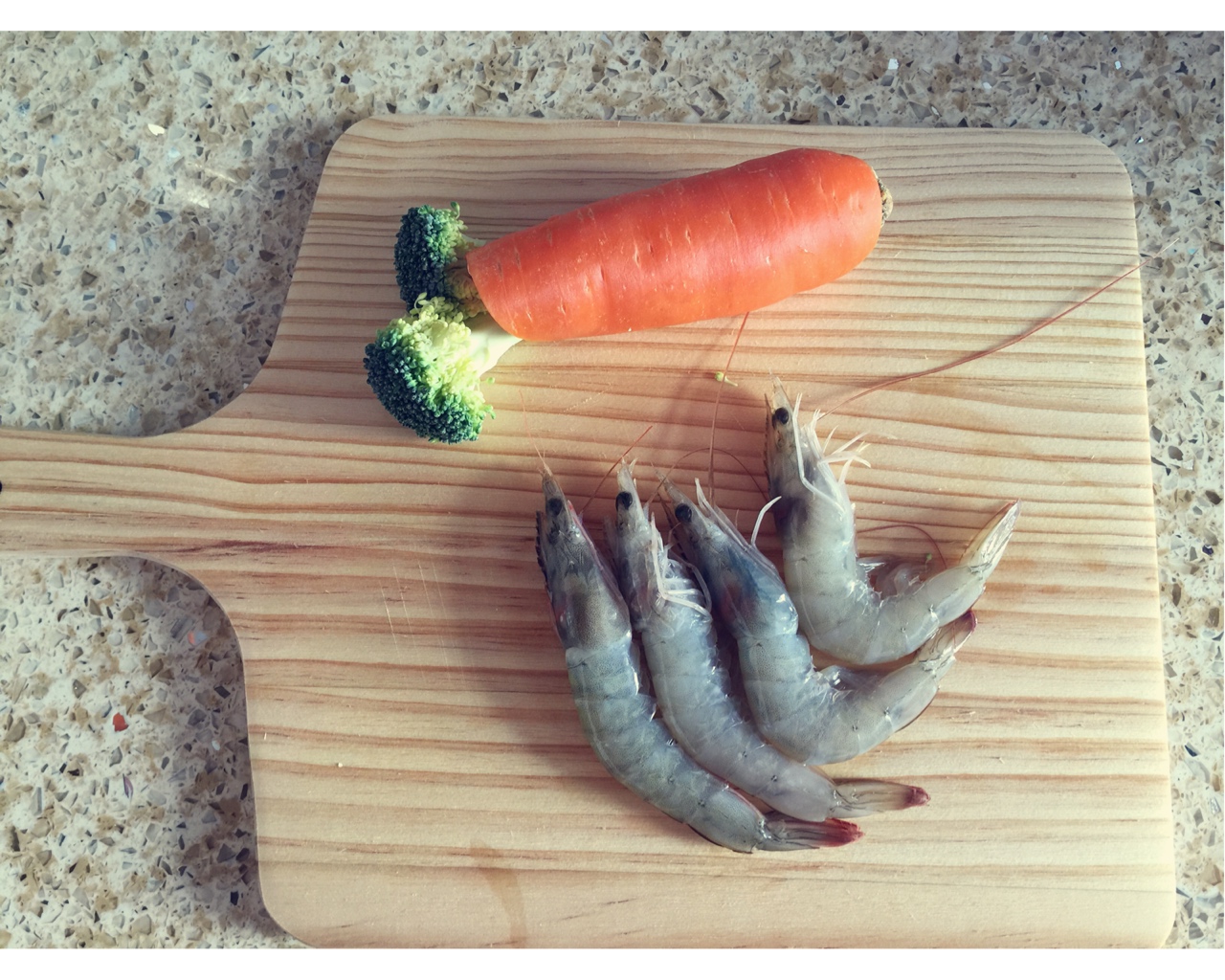 寶寶輔食之青菜蝦球的做法 步骤1