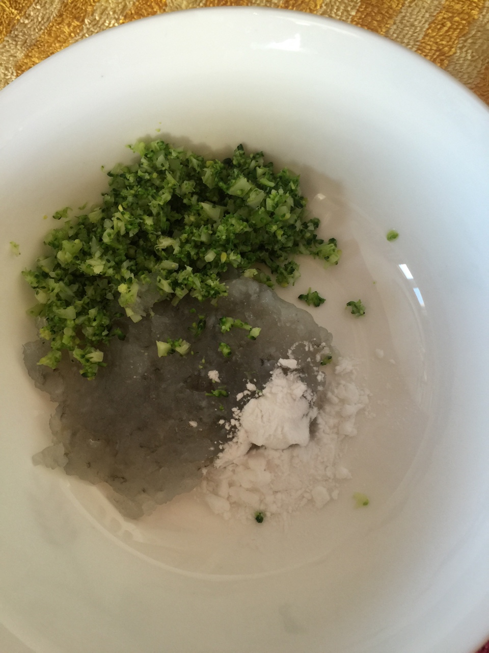 寶寶輔食之青菜蝦球的做法 步骤4