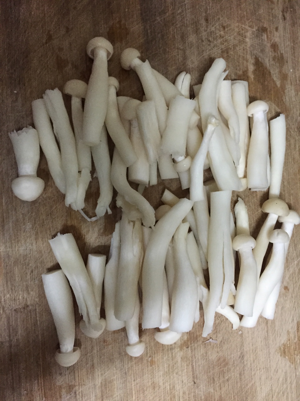 海鮮菇芽菜炒雞肉的做法 步骤2