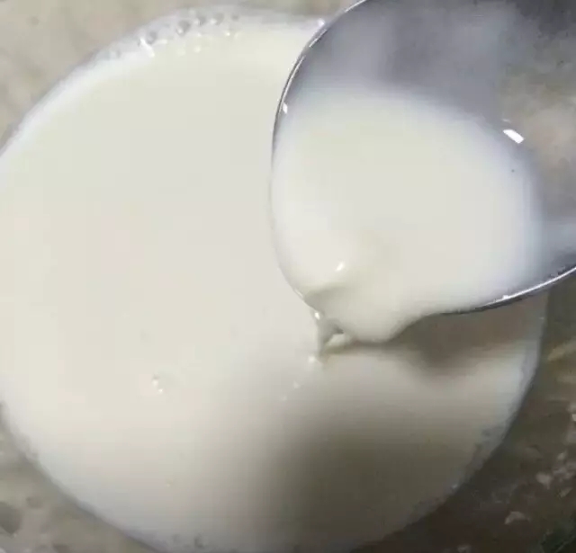 牛奶小方 用冰箱就可以做的夏日甜點的做法 步骤5