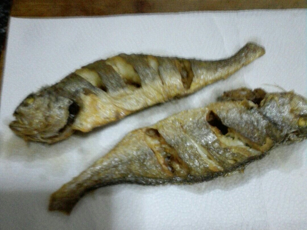紅燒黃花魚的做法 步骤2