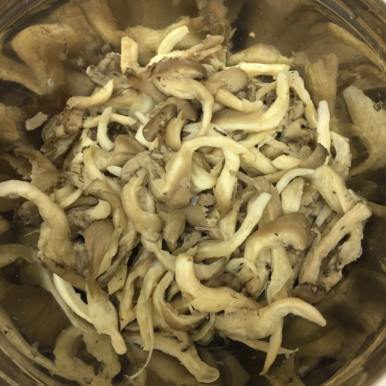平菇炖肉 Oyster Mushroom的做法 步骤6