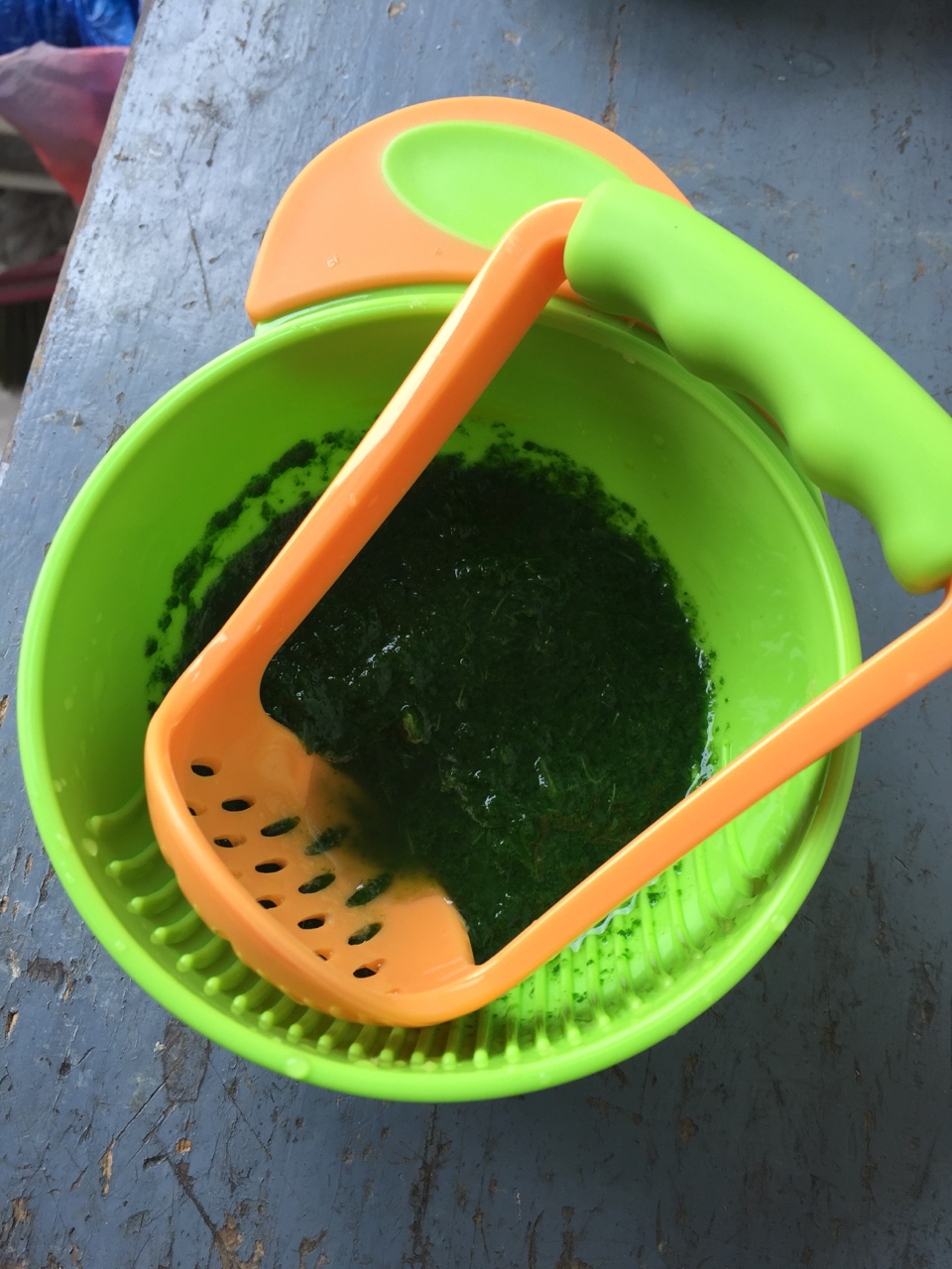 4-6月嬰兒輔食之菠菜泥的做法 步骤4