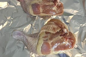 清香不油膩︰歐式羅勒烤雞全腿的做法 步骤2