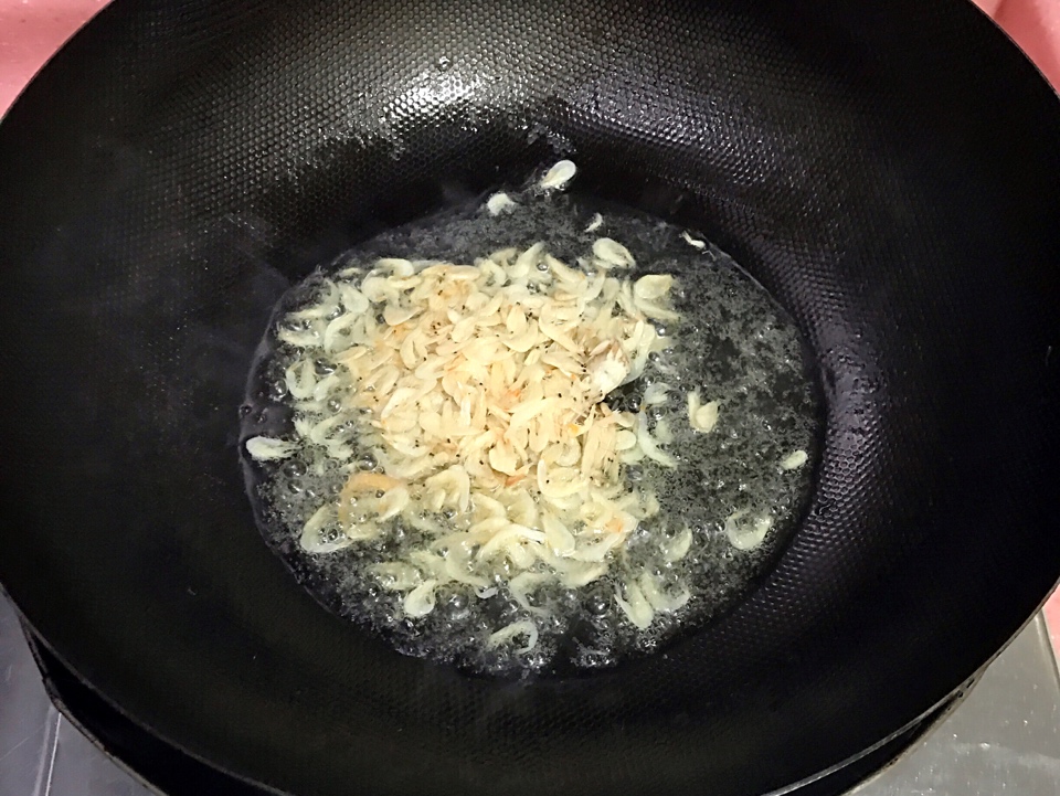 蘿卜絲蝦皮湯的做法 步骤2