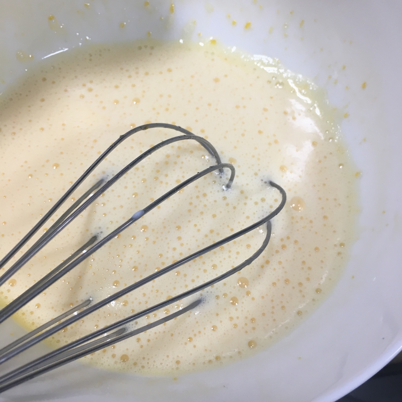 不甜不膩的無淡奶油全蛋蛋撻 #6個版的做法 步骤3
