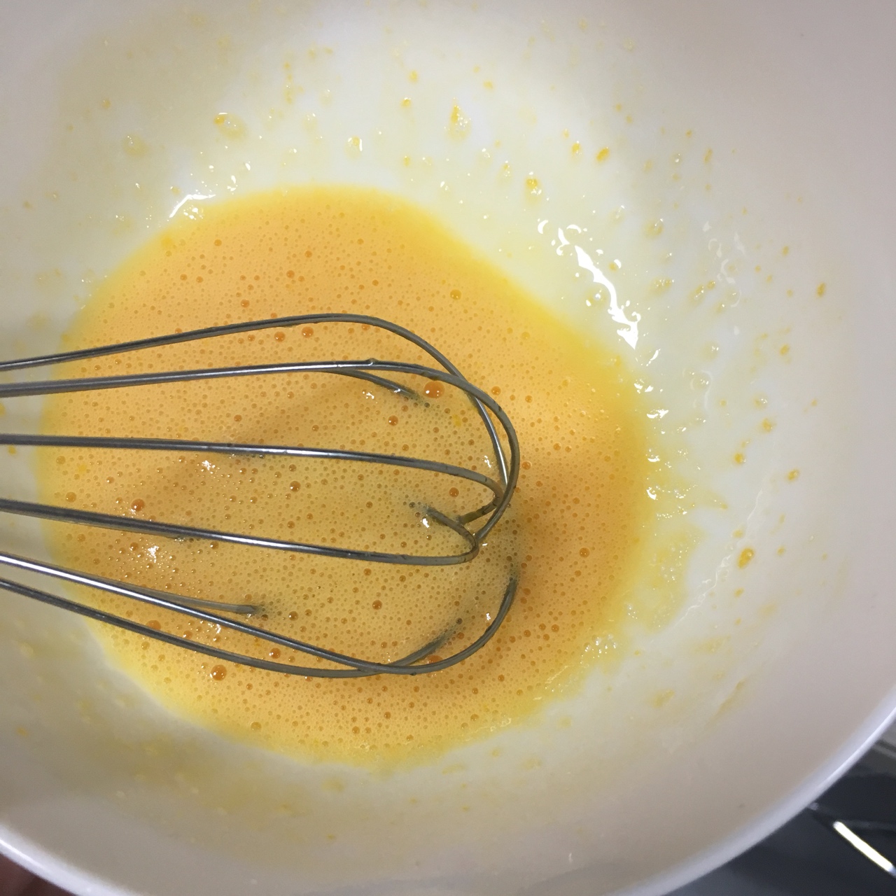 不甜不膩的無淡奶油全蛋蛋撻 #6個版的做法 步骤2