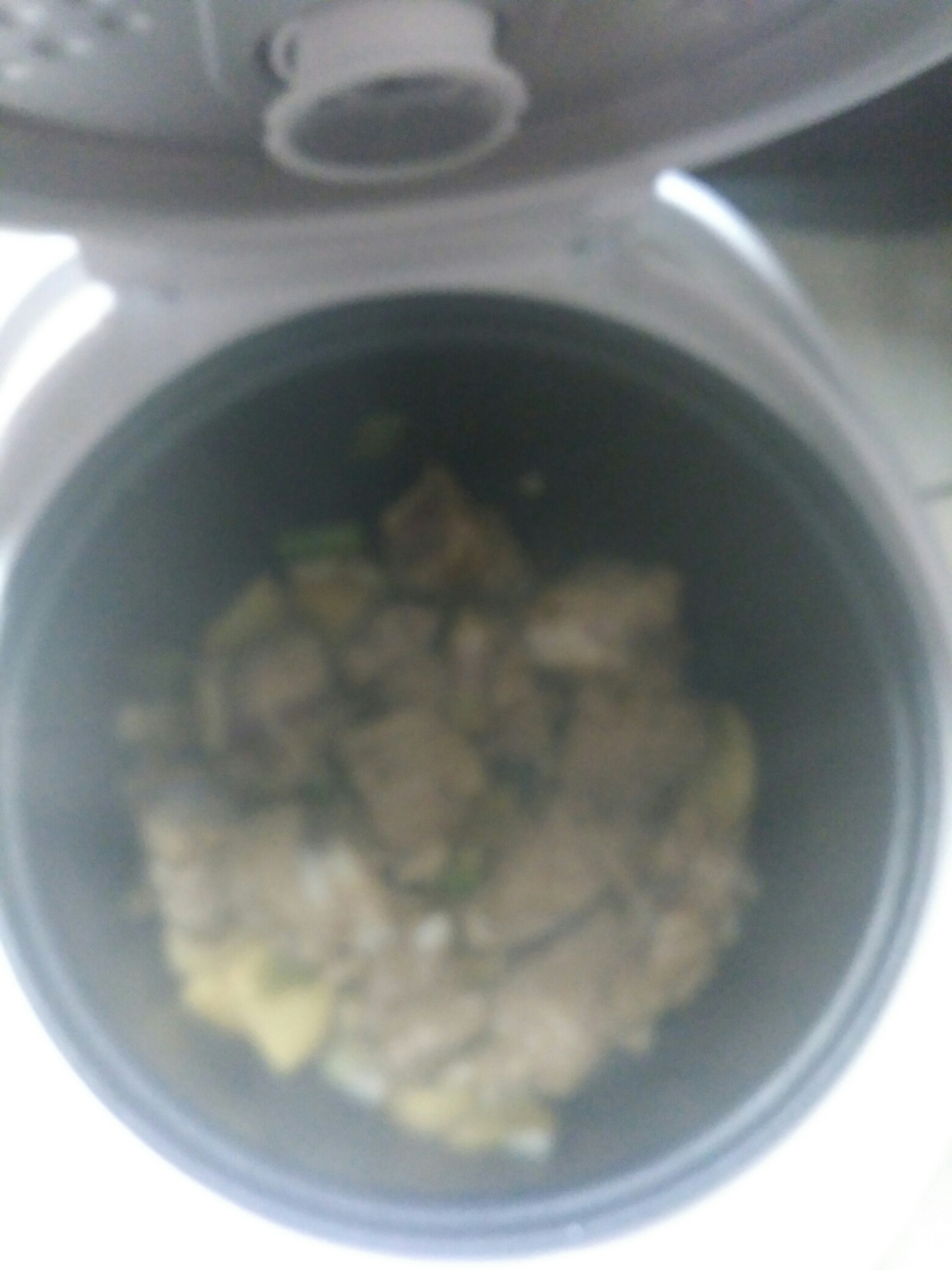 電飯煲排骨亂炖湯的做法 步骤2