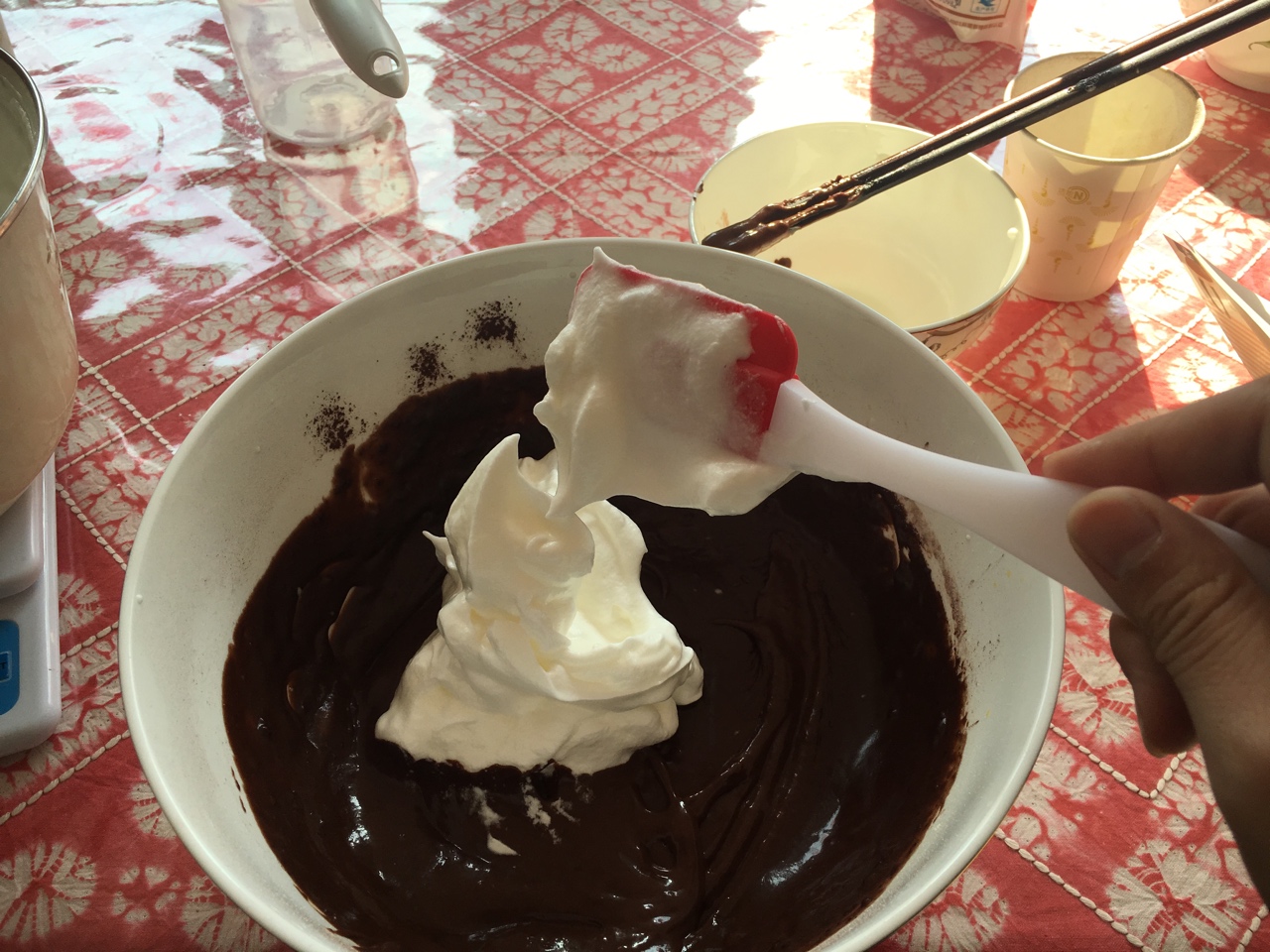 巧克力戚風水果蛋糕的做法 步骤15