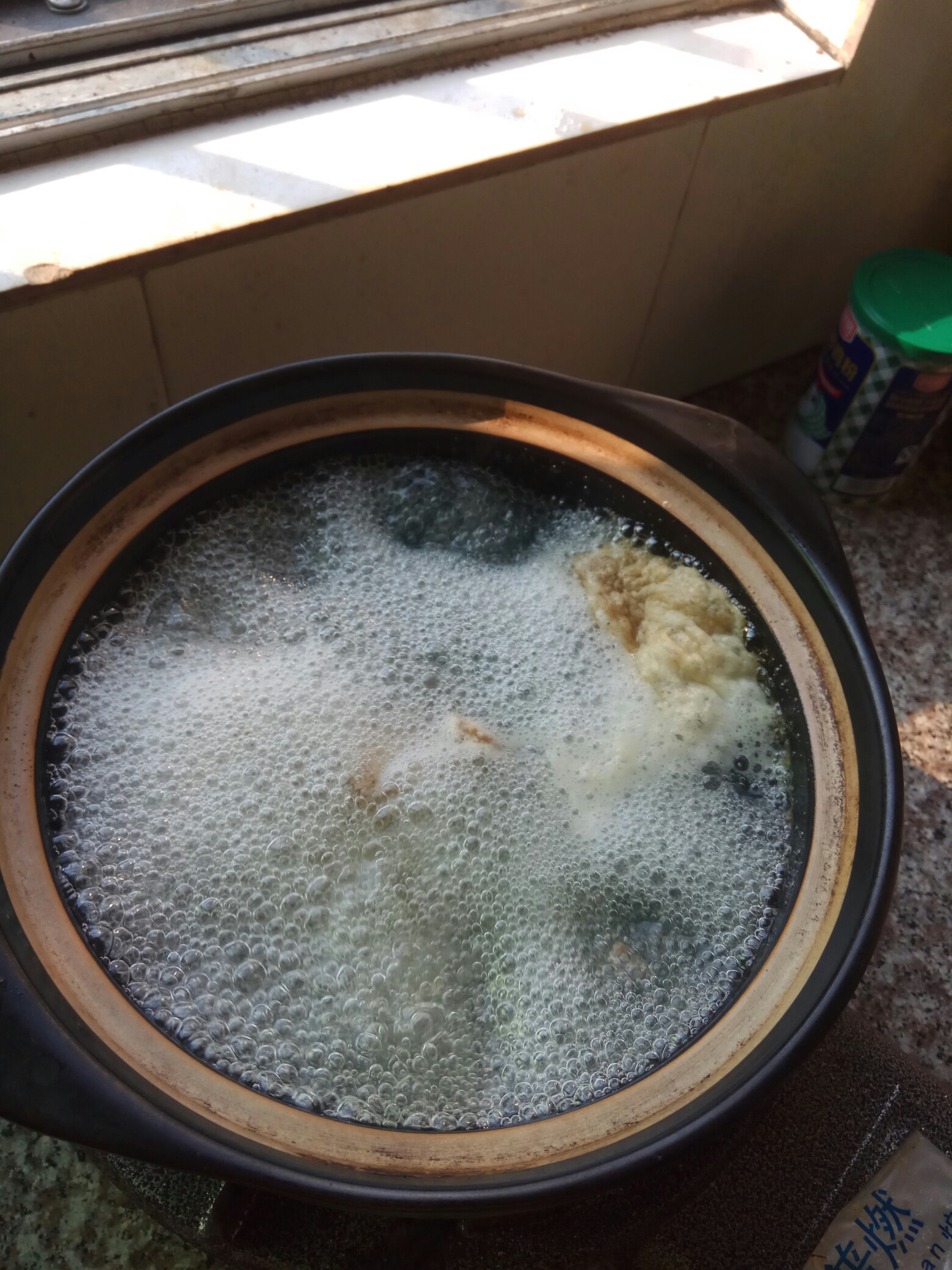 玉米蓮藕筒骨湯的做法 步骤2