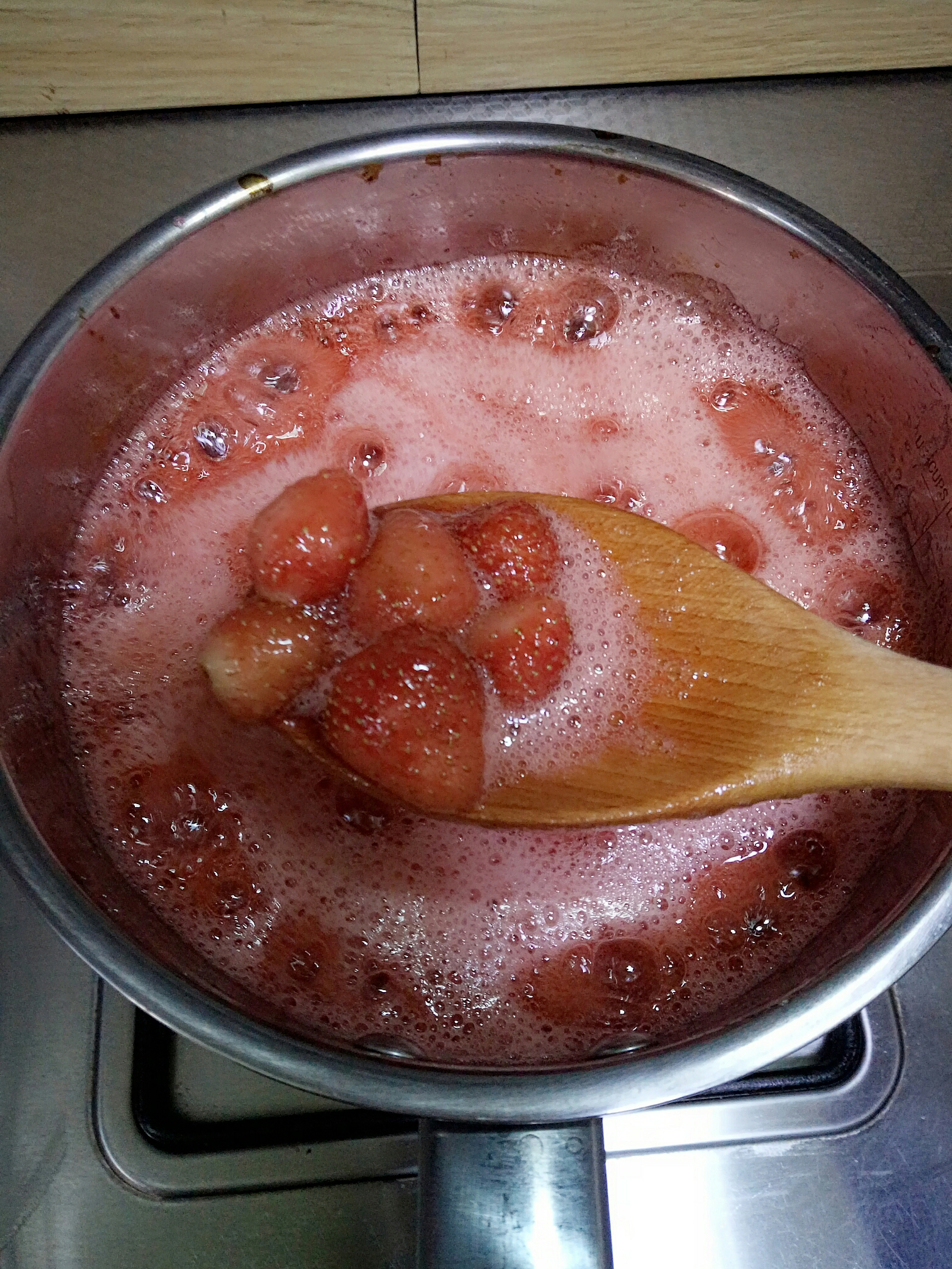 草莓果醬的做法 步骤2