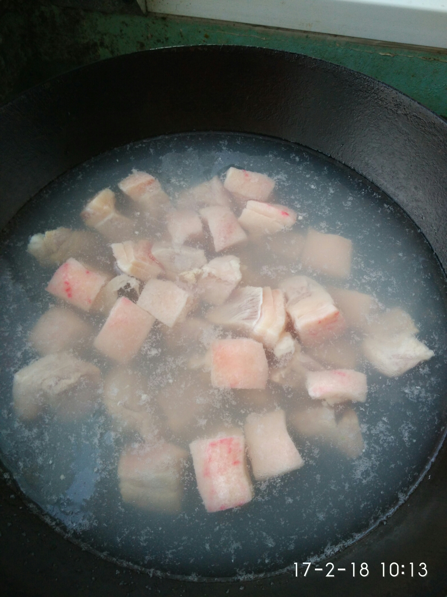 紅燒肉 超簡單的傳統紅燒肉的做法 步骤1