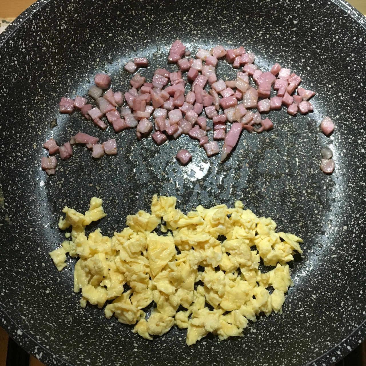 雙蛋炒飯的做法 步骤1