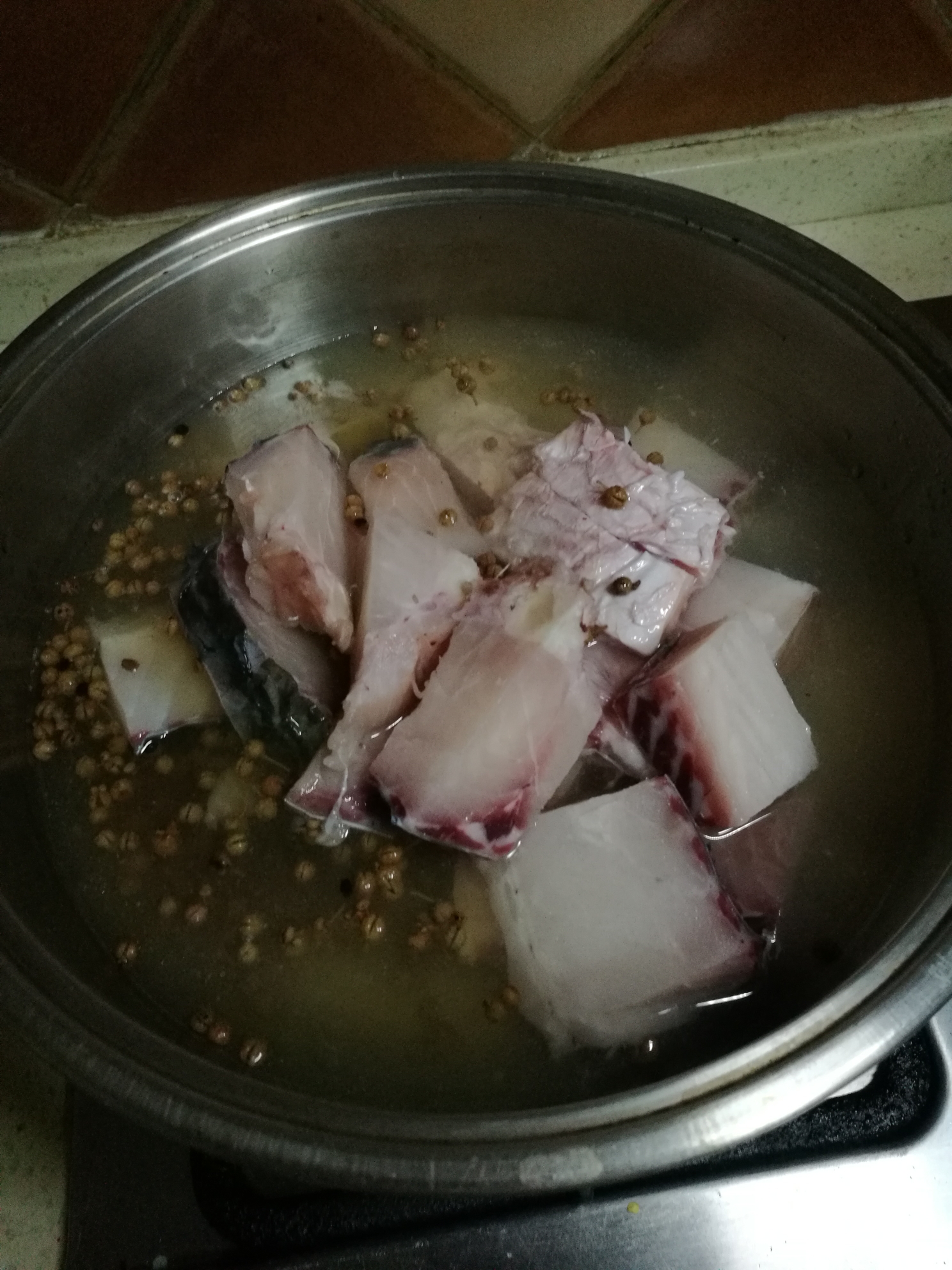 酸菜魚火鍋的做法 步骤4