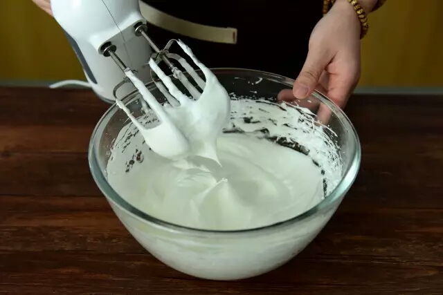 可可豆乳蛋糕的做法 步骤6