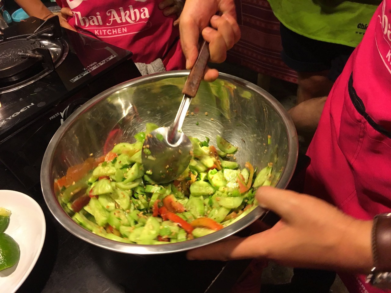 泰式酸辣「蔬菜沙拉」阿卡族風味的做法 步骤2