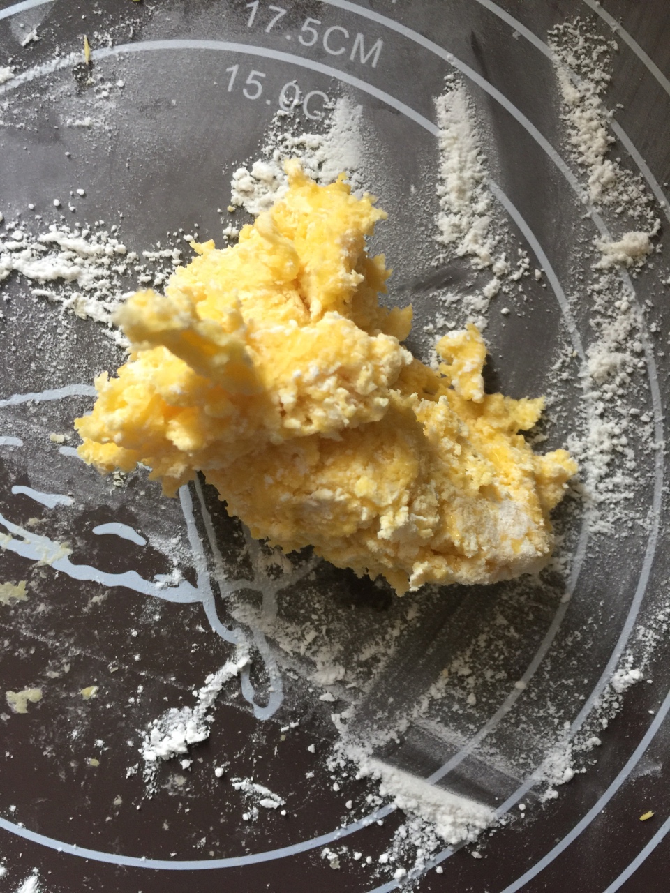 蛋黃小饅頭的做法 步骤2