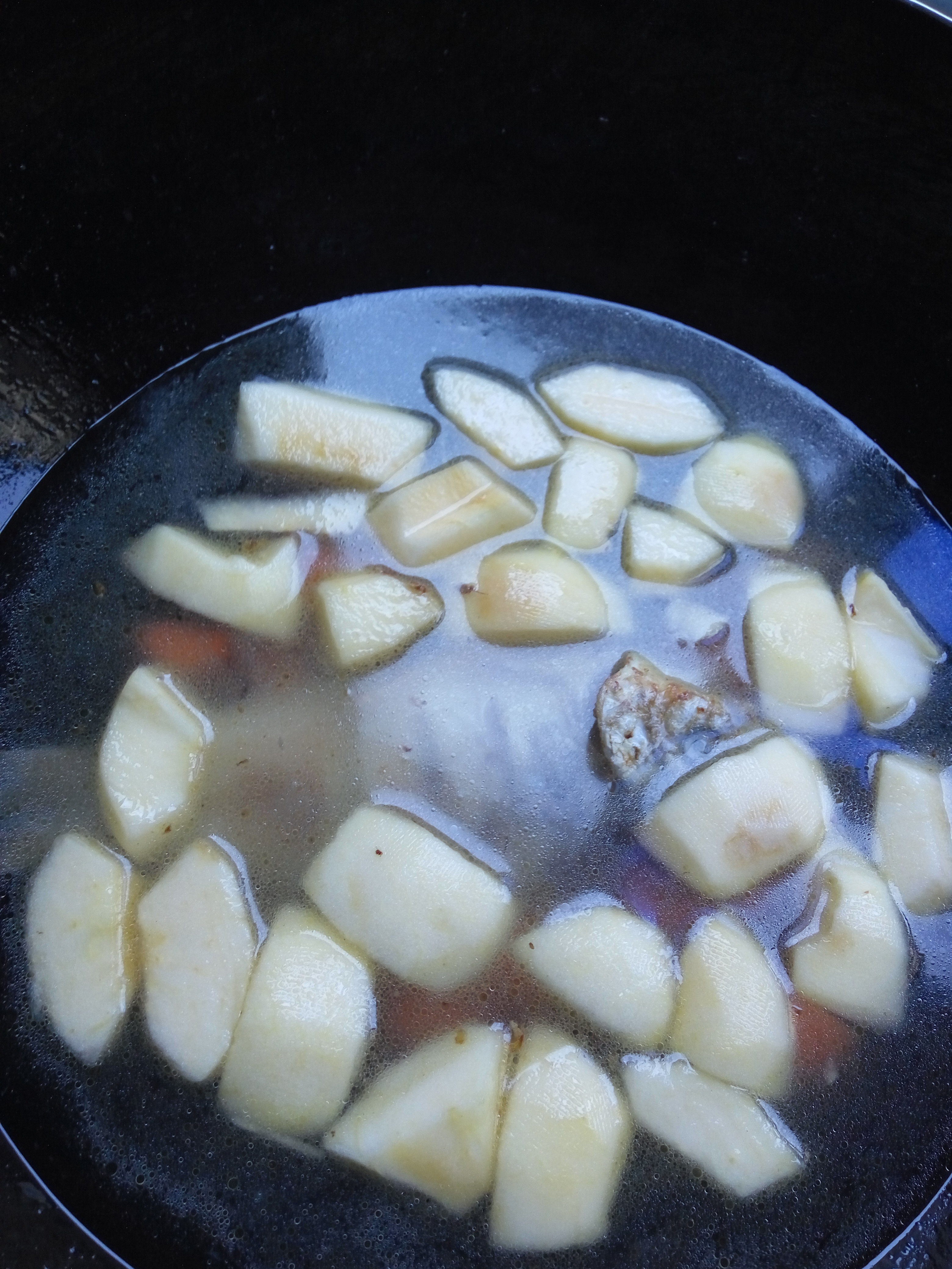 鯽魚蘋果湯的做法 步骤4