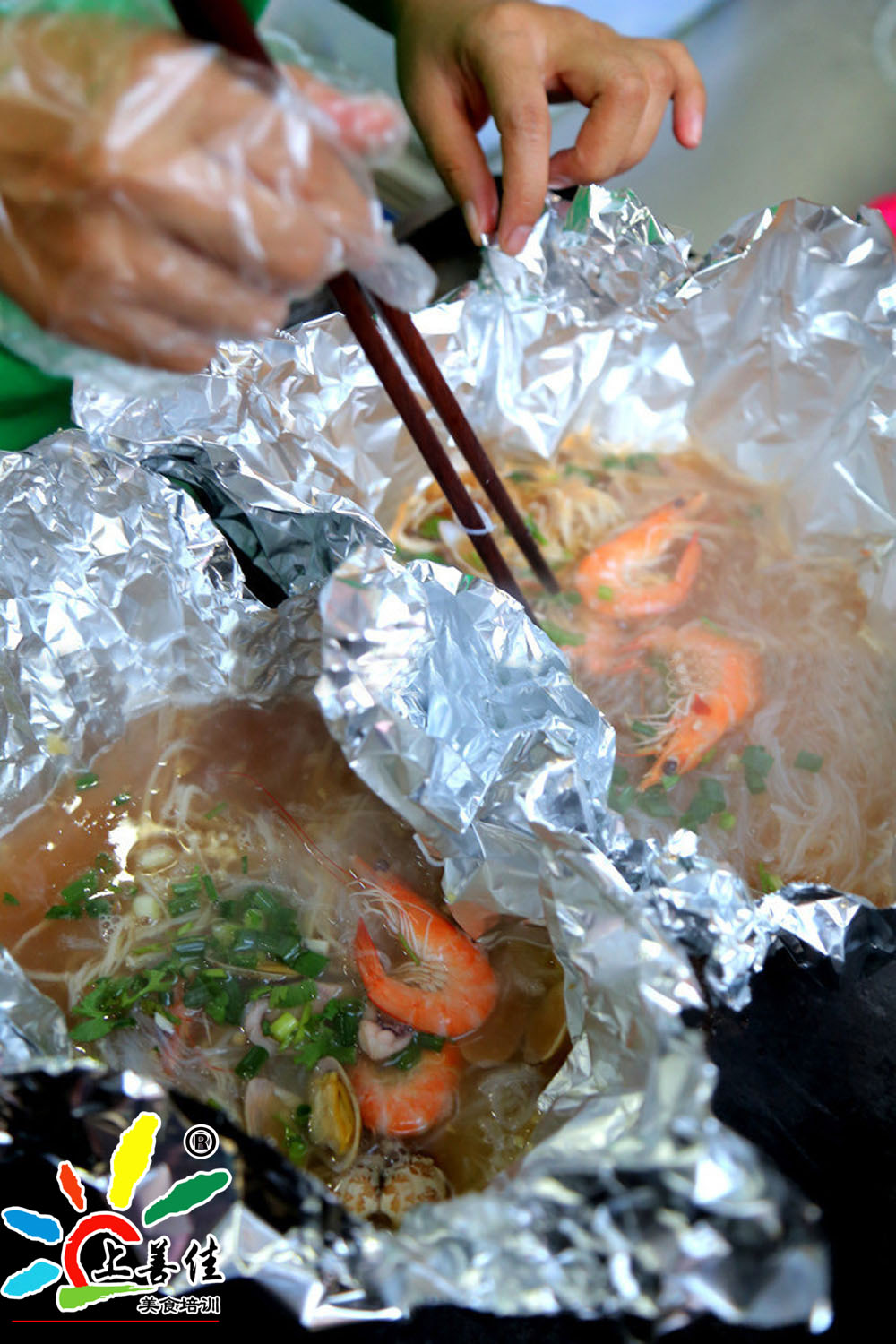 蘿卜蛤蜊豆腐粉絲湯的做法的做法 步骤4