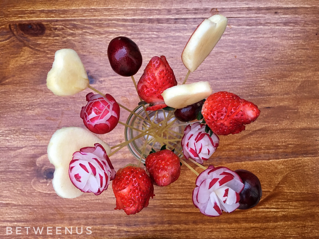 情人節 | 送你一束好吃的水果花束的做法 步骤12