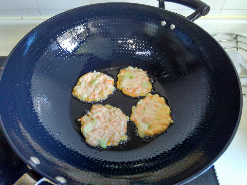 蝦皮蔬菜煎餅的做法 步骤6