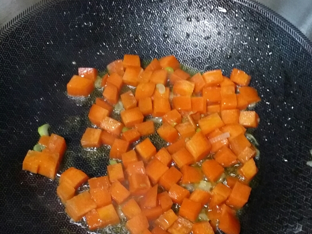 雲素記 芹菜胡蘿卜的做法 步骤2