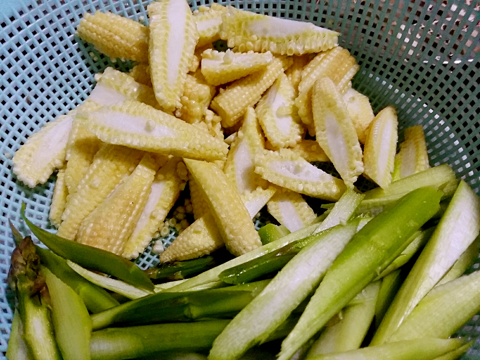 清甜玉米筍素三鮮的做法 步骤1