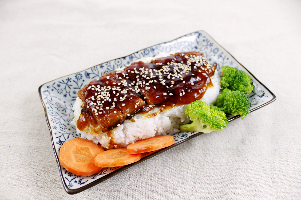 蒲燒鰻魚飯的做法 步骤1