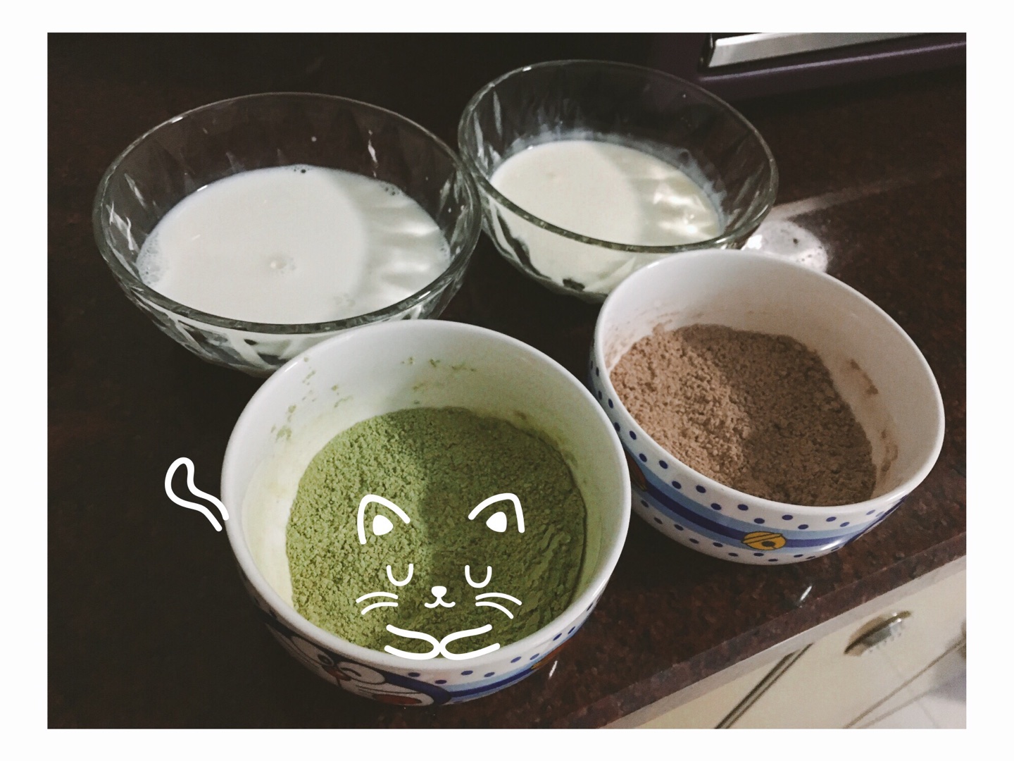 抹茶蜜豆凍^o^可可奶凍^ - ^椰奶小方(^_^)v合集（美味又簡單，新手照樣成功的方子）的做法 步骤1