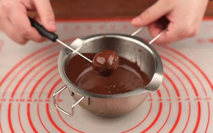 櫻桃芝心巧克力--情人節食譜的做法 步骤7