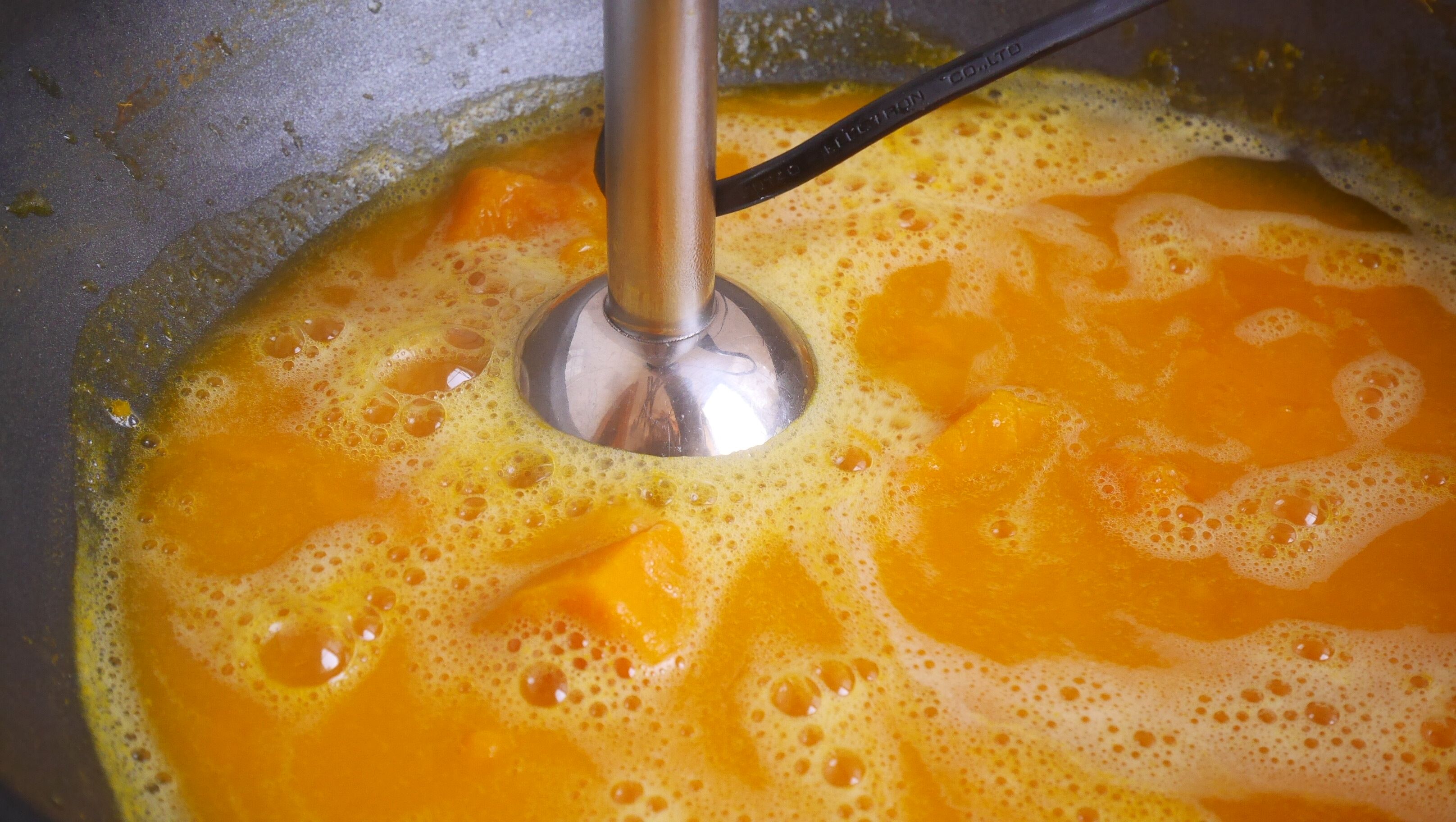 百里香奶油南瓜濃湯的做法 步骤5