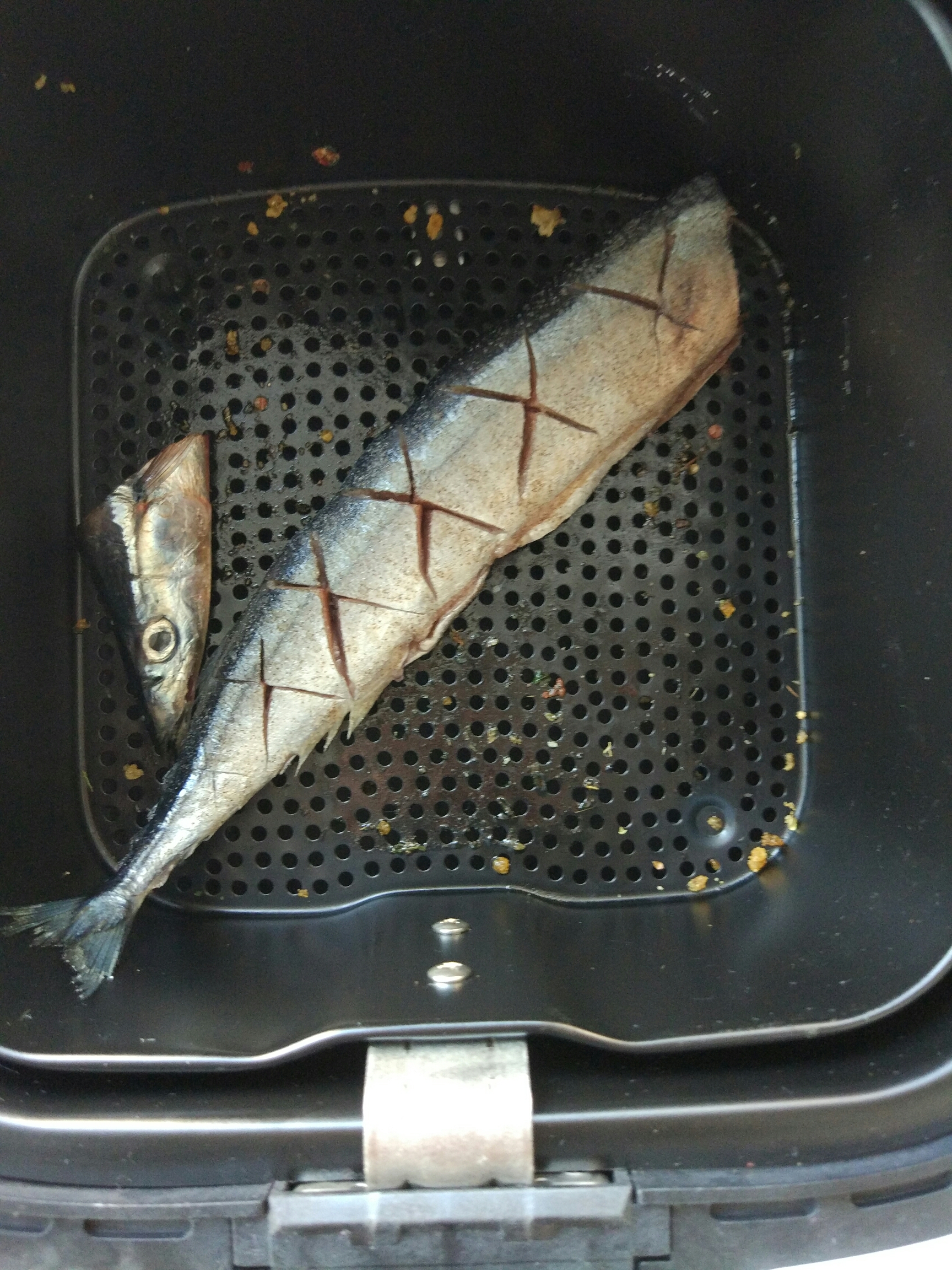 烤秋刀魚的做法 步骤5