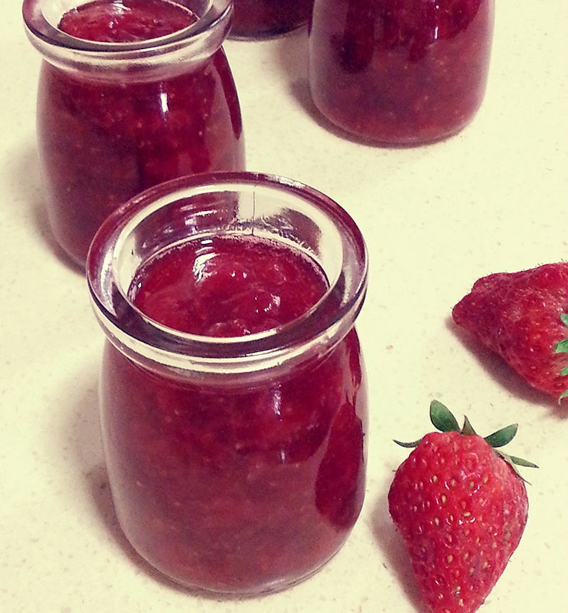 【自制草莓果醬】用那一抹艷紅鎖住春天的味道的做法 步骤8