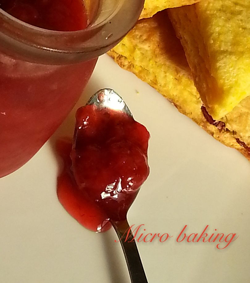 【自制草莓果醬】用那一抹艷紅鎖住春天的味道的做法 步骤9