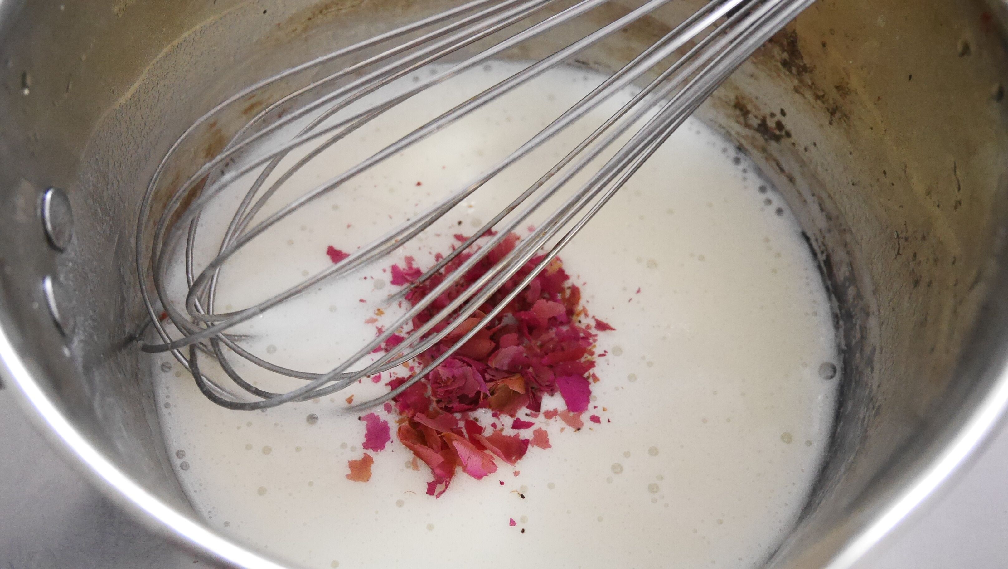 養顏好滋味－玫瑰蜂蜜松餅的做法 步骤4
