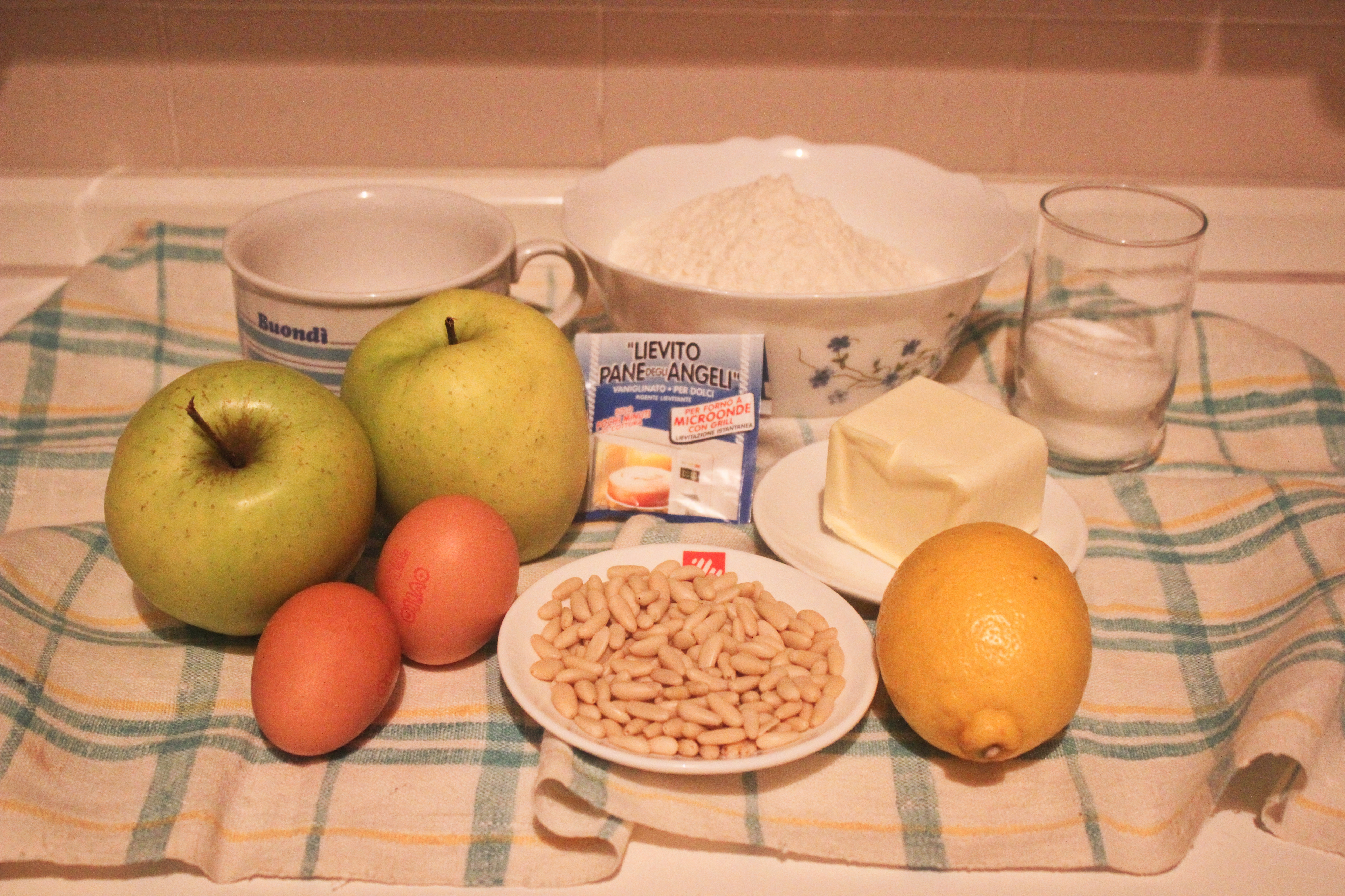 黃油粒蘋果派--Sbriciolata di mele--Apple crumble pie的做法 步骤1