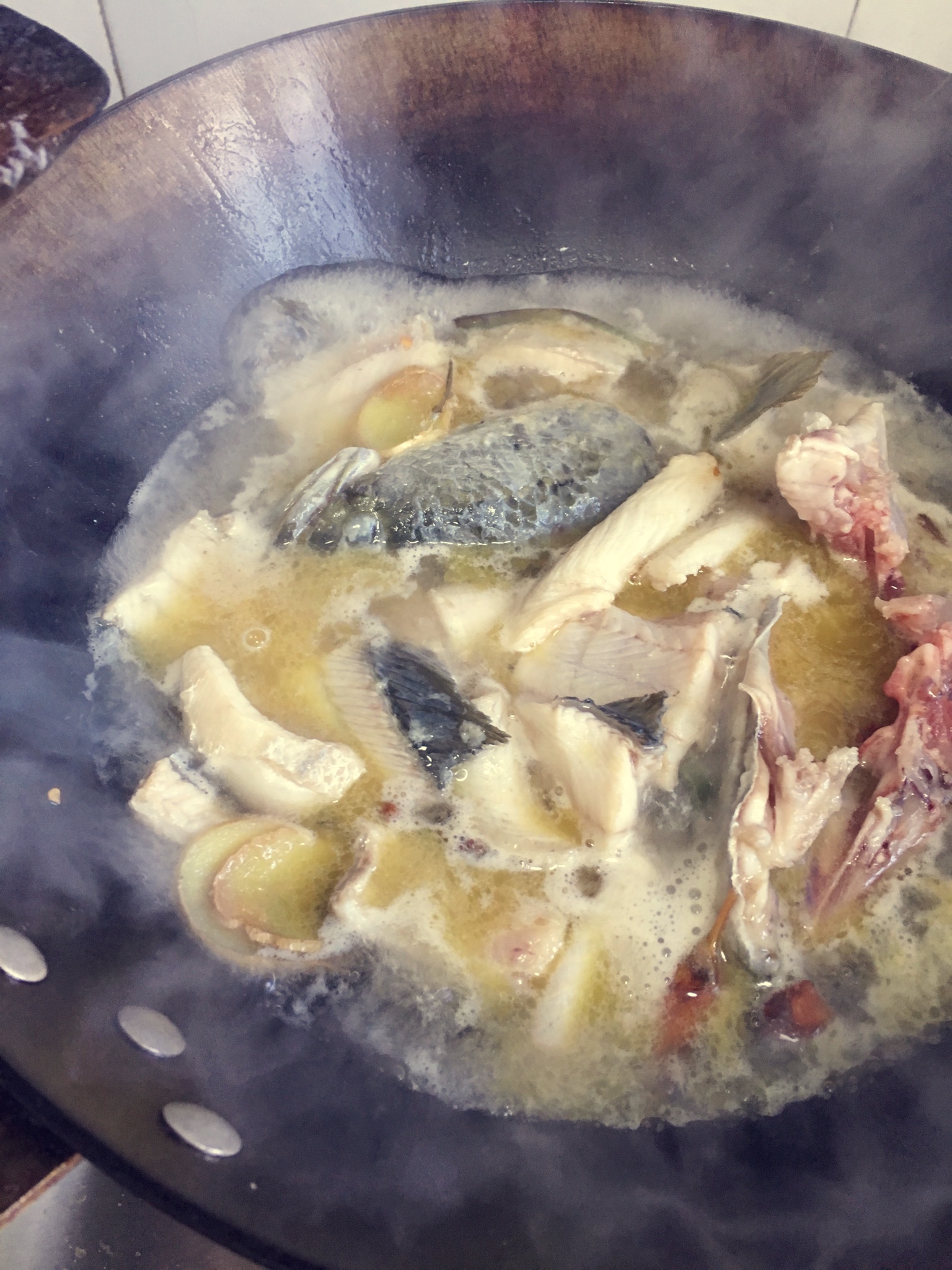 酸菜魚火鍋（菌菇湯底老少皆宜）的做法 步骤5