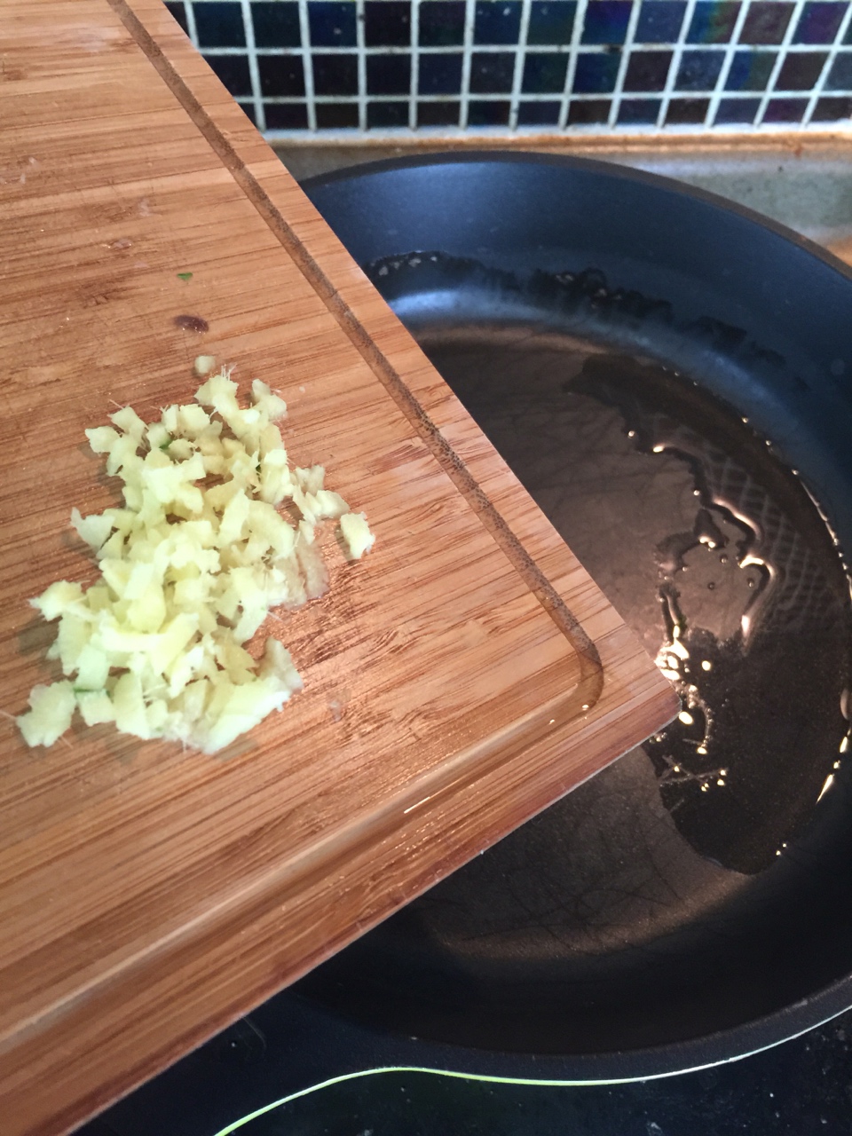 蠔油香菇姜米炒飯的做法 步骤9